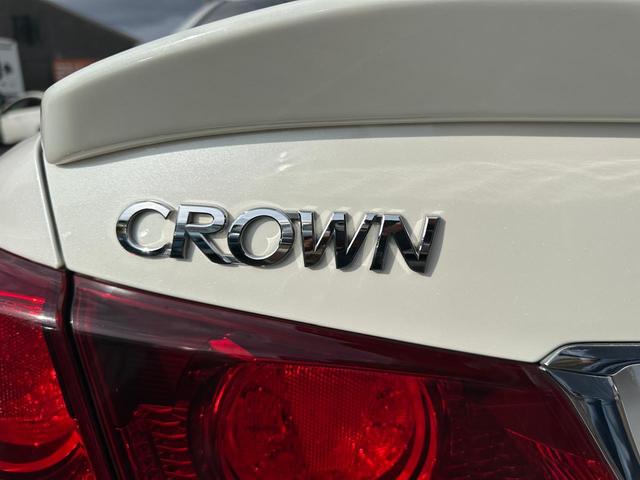 クラウンハイブリッド アスリートS ETC オートクルーズコントロール ナビ アルミホイール オートライト HID CVT スマートキー 電動格納ミラー 盗難防止システム パワーシート USB 衝突安全ボディ ABS ESC エアコン(23枚目)