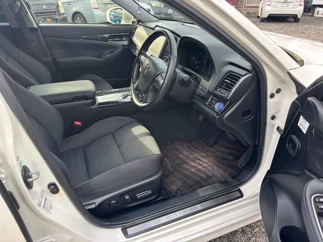 クラウンハイブリッド アスリートS ETC オートクルーズコントロール ナビ アルミホイール オートライト HID CVT スマートキー 電動格納ミラー 盗難防止システム パワーシート USB 衝突安全ボディ ABS ESC エアコン(51枚目)