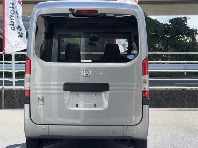 Ｎ－ＶＡＮ Ｇ・ホンダセンシング　ＡＴ　衝突被害軽減システム　クリアランスソナー　レーンアシスト　両側スライドドア　キーレスエントリー　ＥＳＣ　エアコン　パワーウィンドウ　運転席エアバッグ　助手席エアバッグ（6枚目）