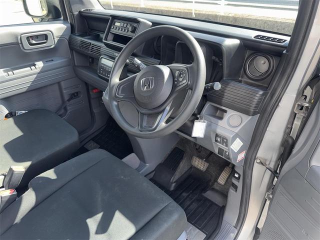 Ｎ－ＶＡＮ Ｇ・ホンダセンシング　ＡＴ　衝突被害軽減システム　クリアランスソナー　レーンアシスト　両側スライドドア　キーレスエントリー　ＥＳＣ　エアコン　パワーウィンドウ　運転席エアバッグ　助手席エアバッグ（25枚目）