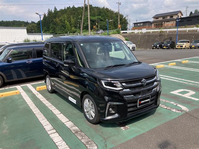 ソリオ ハイブリッドＭＺ　クルーズコントロール　ＥＳＰ　ＬＥＤライト　アイドリングストップ　レーンアシスト　クリアランスソナー　シートヒーター　スマートキー　誤発進抑制機能（5枚目）