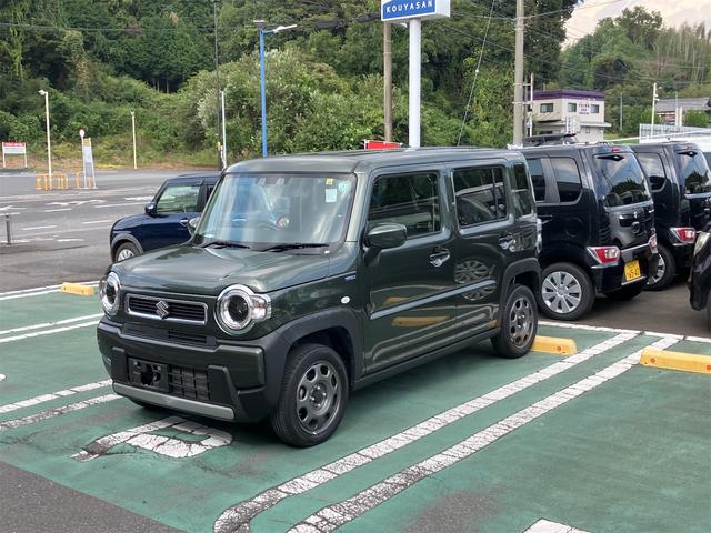 ハスラー ハイブリッドＧターボ　アクティブクルーズコントロール　パーキングセンサー　セキュリティアラーム　横滑り防止装置　パワーウインドウ　車線逸脱警報　エアバッグ　キーレスエントリー　オートハイビーム　ＬＥＤヘッドランプ　ＡＢＳ（7枚目）