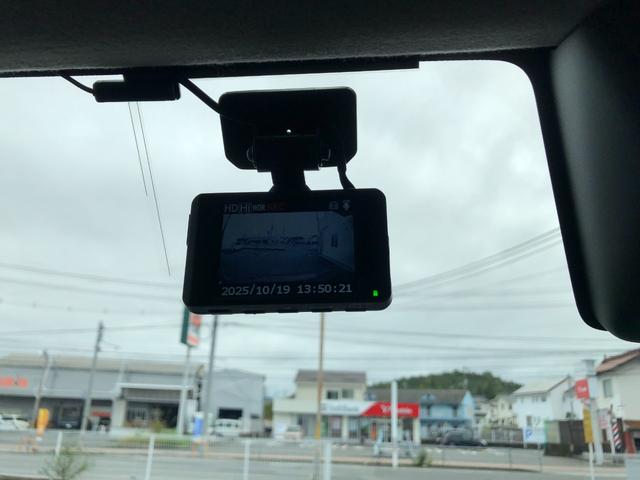 ルーミー カスタムＧ－Ｔ　禁煙車／ＥＴＣ／カロッツェリアＳＤナビ（ＡＶＩＣ－ＲＬ８１１）／Ｂｌｕｅｔｏｏｔｈ／ＤＶＤ／ＣＤ／ＳＤ／両側パワースライドドア／オートクルーズコントロール／電動Ｐブレーキ／純正１５インチＡＷ／予備キー（40枚目）