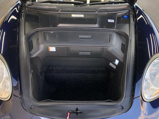 PORSCHE CAYMAN BASE GRADE