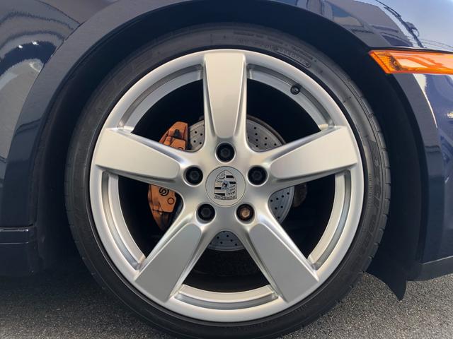 PORSCHE CAYMAN BASE GRADE