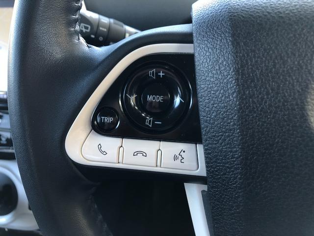 プリウス A 禁煙車/ETC/Fドラレコ/純正SDナビ(NSZT-Y66T)/Bluetooth/DVD/CD/SD/バックカメラ/ブラインドスポットモニター/LEDヘッドライト/ヘッドアップディスプレイ/予備キー(31枚目)