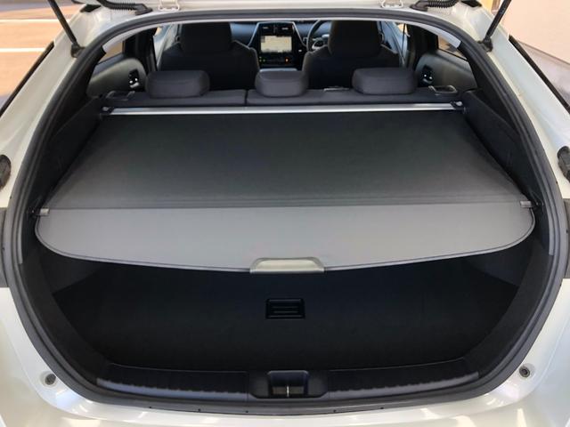 プリウス A 禁煙車/ETC/Fドラレコ/純正SDナビ(NSZT-Y66T)/Bluetooth/DVD/CD/SD/バックカメラ/ブラインドスポットモニター/LEDヘッドライト/ヘッドアップディスプレイ/予備キー(66枚目)