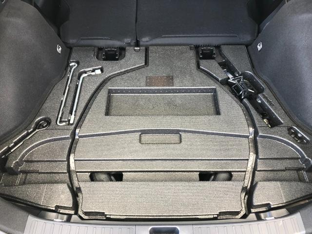 プリウス A 禁煙車/ETC/Fドラレコ/純正SDナビ(NSZT-Y66T)/Bluetooth/DVD/CD/SD/バックカメラ/ブラインドスポットモニター/LEDヘッドライト/ヘッドアップディスプレイ/予備キー(70枚目)