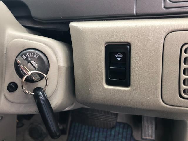 ラシーン ft タイプII ユーザー買取車両/ETC/フロントドライブレコーダー/カーオーディオ/NARDIステアリングホール/電動格納ミラー/パワーウィンドウ/社外キーレス/リアミラーフィルム/エアコン/取扱説明書(28枚目)