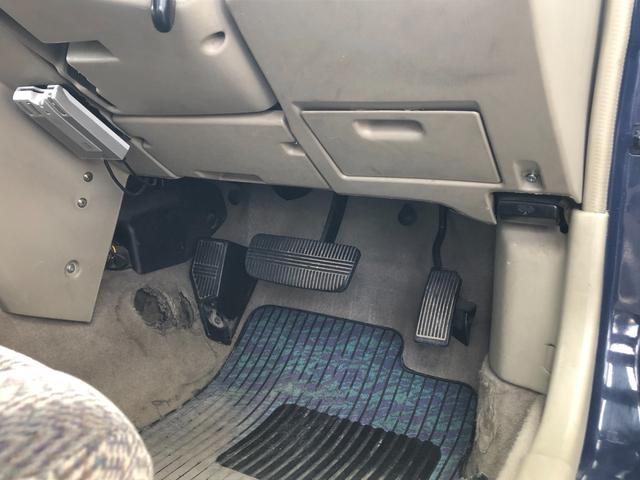 ラシーン ft タイプII ユーザー買取車両/ETC/フロントドライブレコーダー/カーオーディオ/NARDIステアリングホール/電動格納ミラー/パワーウィンドウ/社外キーレス/リアミラーフィルム/エアコン/取扱説明書(41枚目)