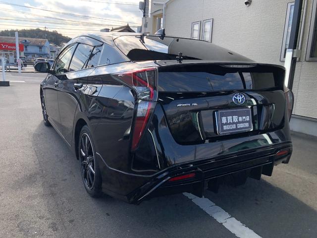 プリウス Ｓ　禁煙車／ＥＴＣ／ＥＣＬＩＰＳＥナビ（ＡＶＮ－Ｒ７Ｗ）／バックカメラ／Ｂｌｕｅｔｏｏｔｈ／ＴＶ／ＤＶＤ／ＣＤ／ＳＤ／フロント・リヤエアロ／社外１７インチＡＷ／室内灯ＬＥＤ／オートライト／フォグランプ（17枚目）