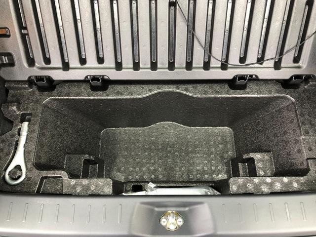 【ラゲッジ下収納／付属品】