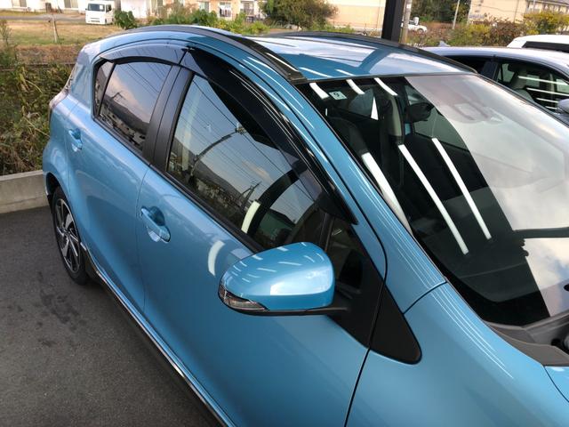 アクア Ｘ－アーバン　車検付／ＥＴＣ／ドライブレコーダー／純正ＳＤナビ／バックカメラ／Ｂｌｕｅｔｏｏｔｈ／ＴＶ／ＤＶＤ／ＣＤ／ＳＤ／オートマチックハイビーム／オートライト／電動格納ミラー／スマートキー／予備キー（10枚目）