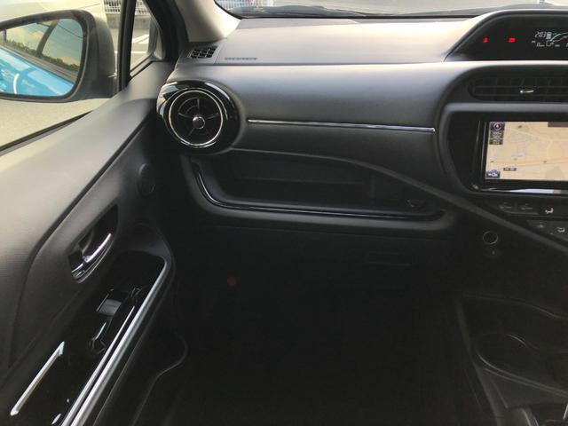 アクア Ｘ－アーバン　車検付／ＥＴＣ／ドライブレコーダー／純正ＳＤナビ／バックカメラ／Ｂｌｕｅｔｏｏｔｈ／ＴＶ／ＤＶＤ／ＣＤ／ＳＤ／オートマチックハイビーム／オートライト／電動格納ミラー／スマートキー／予備キー（22枚目）