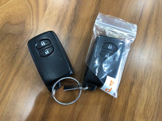 アクア Ｘ－アーバン　車検付／ＥＴＣ／ドライブレコーダー／純正ＳＤナビ／バックカメラ／Ｂｌｕｅｔｏｏｔｈ／ＴＶ／ＤＶＤ／ＣＤ／ＳＤ／オートマチックハイビーム／オートライト／電動格納ミラー／スマートキー／予備キー（78枚目）