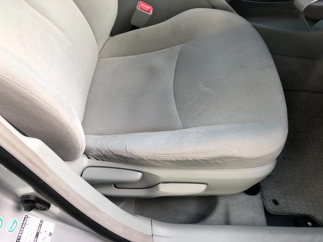 プリウス S 禁煙車/ETC/純正HDDナビ/バックカメラ/Bluetooth/TV/DVD/CD/SD/オートライト/フォグランプ/電動格納ミラー/ドアバイザー/純正15インチアルミホイール/スマートキー(42枚目)