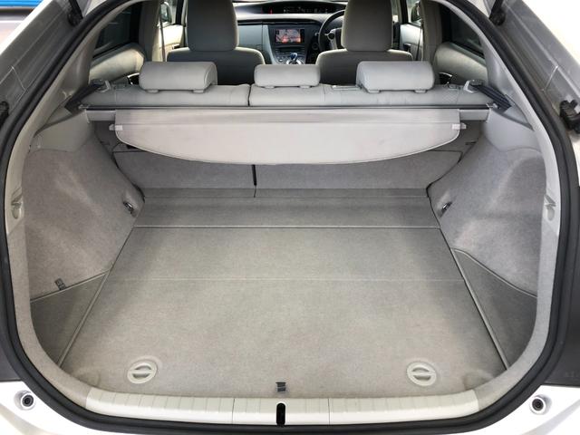 プリウス S 禁煙車/ETC/純正HDDナビ/バックカメラ/Bluetooth/TV/DVD/CD/SD/オートライト/フォグランプ/電動格納ミラー/ドアバイザー/純正15インチアルミホイール/スマートキー(63枚目)