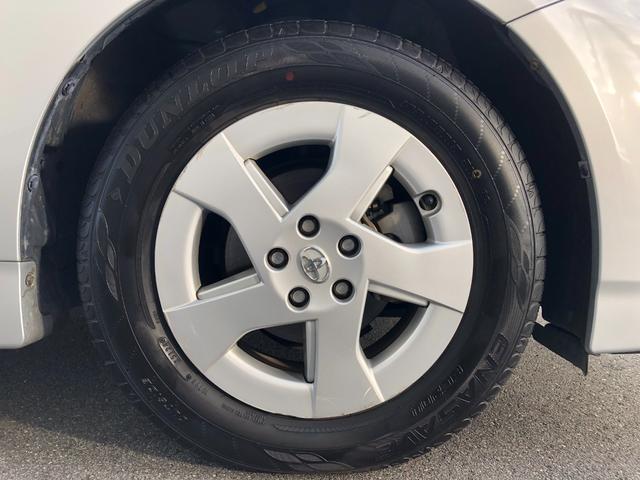 プリウス S 禁煙車/ETC/純正HDDナビ/バックカメラ/Bluetooth/TV/DVD/CD/SD/オートライト/フォグランプ/電動格納ミラー/ドアバイザー/純正15インチアルミホイール/スマートキー(74枚目)