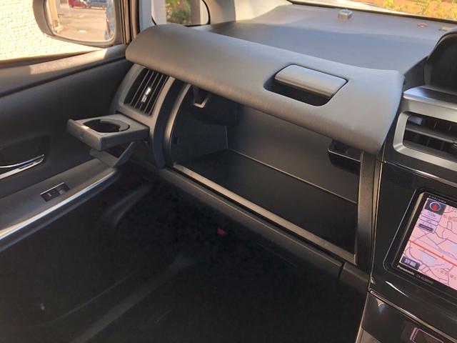 プリウスアルファ Ｓ　禁煙車／ＥＴＣ／ストラーダナビ（ＣＮ－ＡＳ３００ＷＤ）／バックカメラ／Ｂｌｕｅｔｏｏｔｈ／ＴＶ／ＤＶＤ／ＣＤ／ＳＤ／オートライト／フォグランプ／電動格納ミラー／オートエアコン／スマートキー（38枚目）
