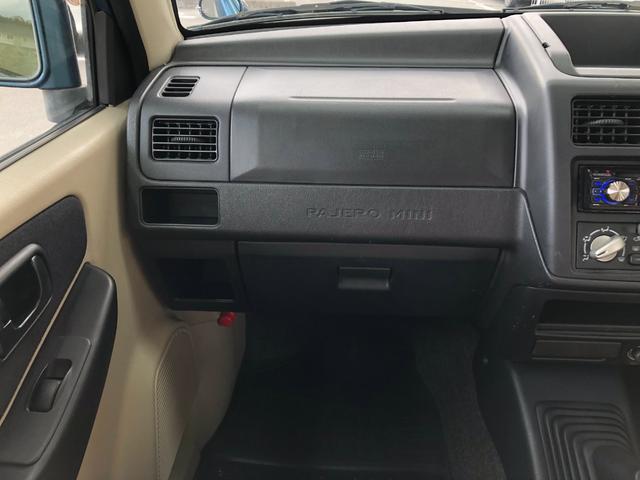 パジェロミニ VR 車検付/4WD/5MT/ケンウッドオーディオ(U333)/CD/FM.AM/USB/パワステ/パワーウィンドウ/電動格納ミラー/ルーフレール/ドアバイザー/エアバッグ/取扱説明書/予備キー(24枚目)