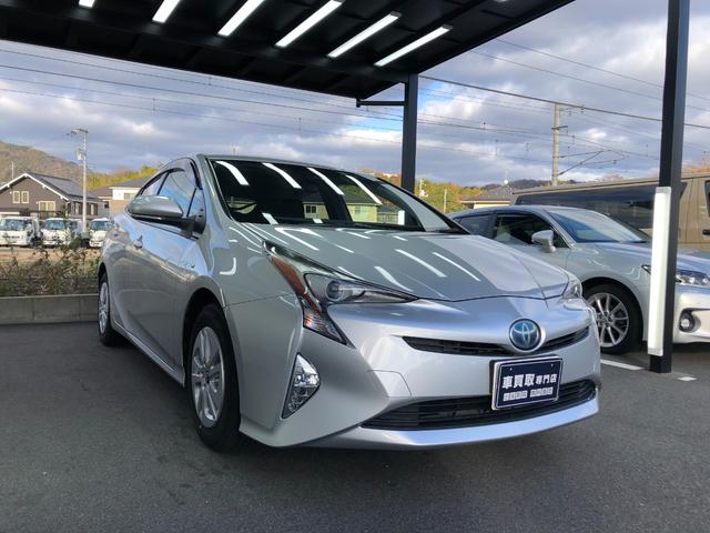 プリウス S 車検付/ETC/純正SDナビ(DSZT-YC4T)/Bluetooth/TV/DVD/CD/SD/オートクルーズコントロール/オートマチックハイビーム/フォグランプ/電動格納ミラー/取説/予備キー(7枚目)