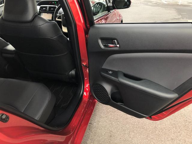 プリウス Ｓツーリングセレクション　禁煙車／ＥＴＣ／純正ＳＤナビ（ＮＳＺＴ－Ｗ６４Ｔ）／バックカメラ／Ｂｌｕｅｔｏｏｔｈ／ＴＶ／ＤＶＤ／ＣＤ／ＳＤ／レーダークルーズコントロール／シートヒーター／レザーシート／ＬＥＤヘッドライト／予備キー（57枚目）