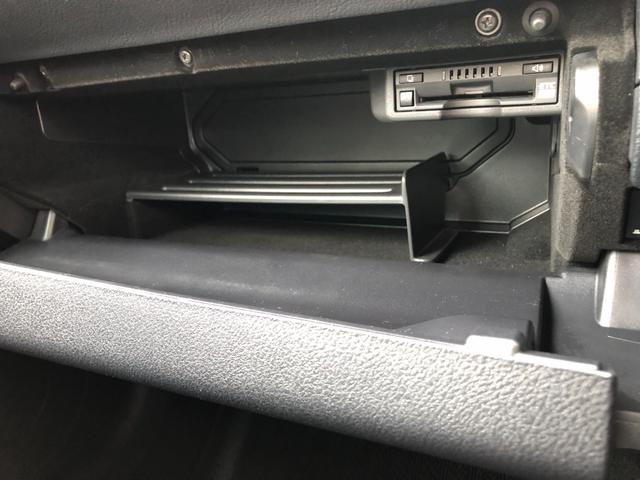 �y�d�s�b���ځz