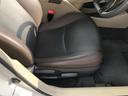【シートのスレや傷みは少なくキレイな状態です】
