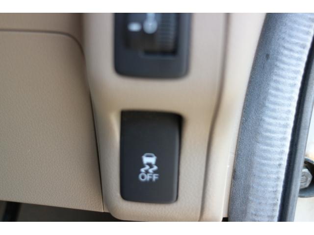 Ｎ－ＢＯＸ Ｇ・Ｌパッケージ　ＥＴＣ　両側スライド・片側電動　スマートキー　電動格納ミラー　ベンチシート　ＣＶＴ　盗難防止システム　ＡＢＳ　ＥＳＣ　ＣＤ　ＤＶＤ再生　ＵＳＢ　ミュージックプレイヤー接続可　衝突安全ボディ　エアコン（9枚目）