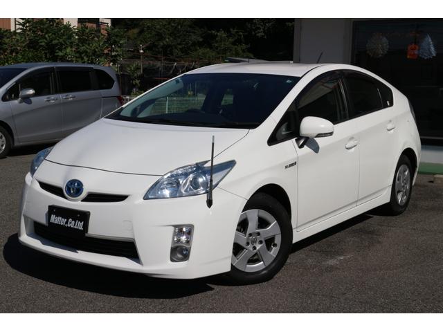 プリウス S ナビ アルミホイール オートライト CVT スマートキー アイドリングストップ 盗難防止システム CD 衝突安全ボディ ABS ESC エアコン パワーステアリング パワーウィンドウ 運転席エアバッグ(11枚目)