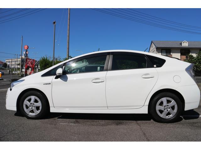 プリウス S ナビ アルミホイール オートライト CVT スマートキー アイドリングストップ 盗難防止システム CD 衝突安全ボディ ABS ESC エアコン パワーステアリング パワーウィンドウ 運転席エアバッグ(18枚目)