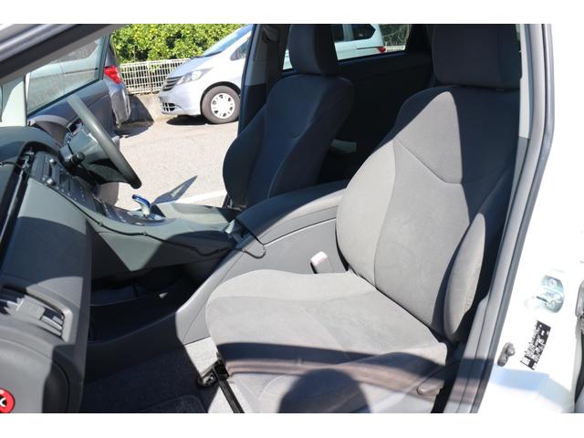 プリウス S ナビ アルミホイール オートライト CVT スマートキー アイドリングストップ 盗難防止システム CD 衝突安全ボディ ABS ESC エアコン パワーステアリング パワーウィンドウ 運転席エアバッグ(35枚目)