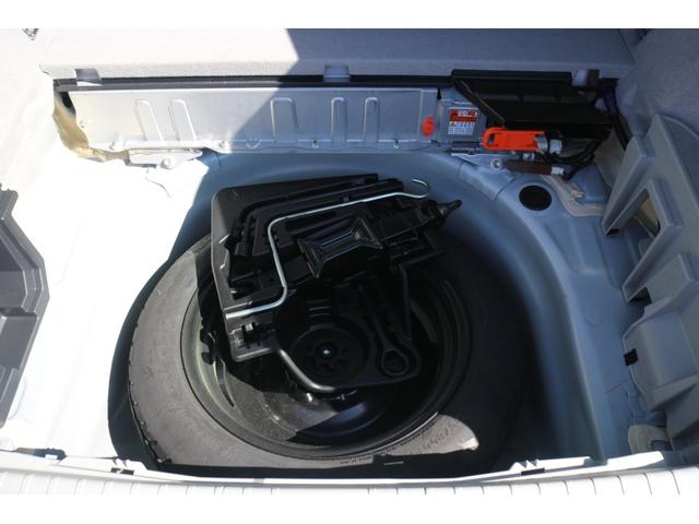 プリウス S ナビ アルミホイール オートライト CVT スマートキー アイドリングストップ 盗難防止システム CD 衝突安全ボディ ABS ESC エアコン パワーステアリング パワーウィンドウ 運転席エアバッグ(52枚目)