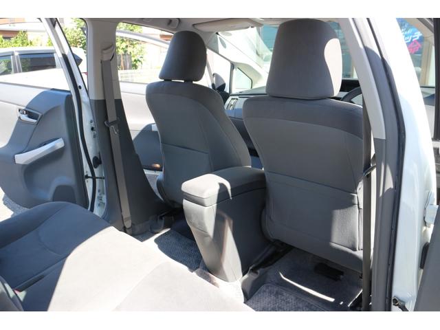 プリウス S ナビ アルミホイール オートライト CVT スマートキー アイドリングストップ 盗難防止システム CD 衝突安全ボディ ABS ESC エアコン パワーステアリング パワーウィンドウ 運転席エアバッグ(61枚目)