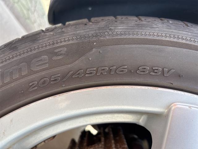 ポロ １．４　コンフォートライン　ＥＴＣ　バックカメラ　ナビ　ＴＶ　クリアランスソナー　アルミホイール　キーレスエントリー　電動格納ミラー　ＡＴ　盗難防止システム　ＡＢＳ　ＥＳＣ　ＣＤ　エアコン　パワーステアリング　パワーウィンドウ（33枚目）