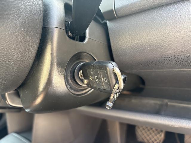 ポロ １．４　コンフォートライン　ＥＴＣ　バックカメラ　ナビ　ＴＶ　クリアランスソナー　アルミホイール　キーレスエントリー　電動格納ミラー　ＡＴ　盗難防止システム　ＡＢＳ　ＥＳＣ　ＣＤ　エアコン　パワーステアリング　パワーウィンドウ（39枚目）