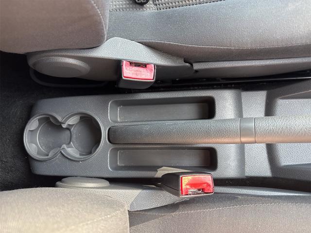 ポロ １．４　コンフォートライン　ＥＴＣ　バックカメラ　ナビ　ＴＶ　クリアランスソナー　アルミホイール　キーレスエントリー　電動格納ミラー　ＡＴ　盗難防止システム　ＡＢＳ　ＥＳＣ　ＣＤ　エアコン　パワーステアリング　パワーウィンドウ（46枚目）