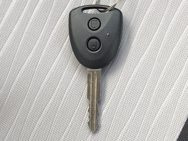 ミライース L SAIII キーレスエントリー クリアランスソナー 禁煙車 記録簿 認定中古車 レーンアシスト オートマチックハイビーム 衝突回避支援システム搭載車(18枚目)