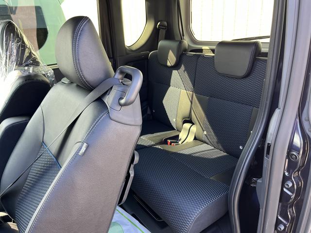 タント カスタムX LEDヘッドライト/フォグランプ コーナーセンサー 両側パワースライドドア 運転席/助手席シートヒーター 禁煙車 記録簿 認定中古車 レーンアシスト 衝突回避支援システム搭載車(10枚目)