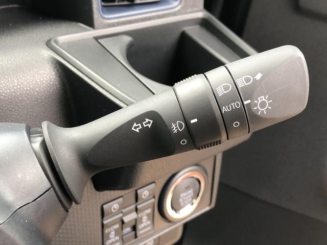 タント カスタムＸ　ＬＥＤヘッドライト／フォグランプ　両側パワースライドドア　コーナーセンサー　運転席／助手席シートヒーター　記録簿　禁煙車　認定中古車　レーンアシスト　　衝突回避支援システム搭載車（19枚目）