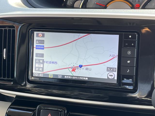 ムーヴキャンバス Ｇブラックアクセントリミテッド　ＳＡＩＩＩ　４ＷＤ　ワンオーナー　ナビ　パノラマモニター　ドライブレコーダー　両側パワースライドドア　ＬＥＤフォグランプ　禁煙車　記録簿　認定中古車　レーンアシスト　衝突回避支援システム搭載車（15枚目）