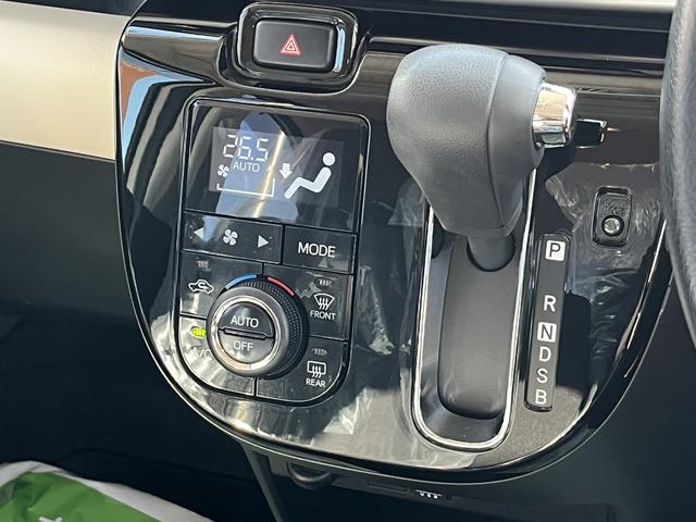 ムーヴキャンバス Ｇブラックアクセントリミテッド　ＳＡＩＩＩ　４ＷＤ　ワンオーナー　ナビ　パノラマモニター　ドライブレコーダー　両側パワースライドドア　ＬＥＤフォグランプ　禁煙車　記録簿　認定中古車　レーンアシスト　衝突回避支援システム搭載車（17枚目）