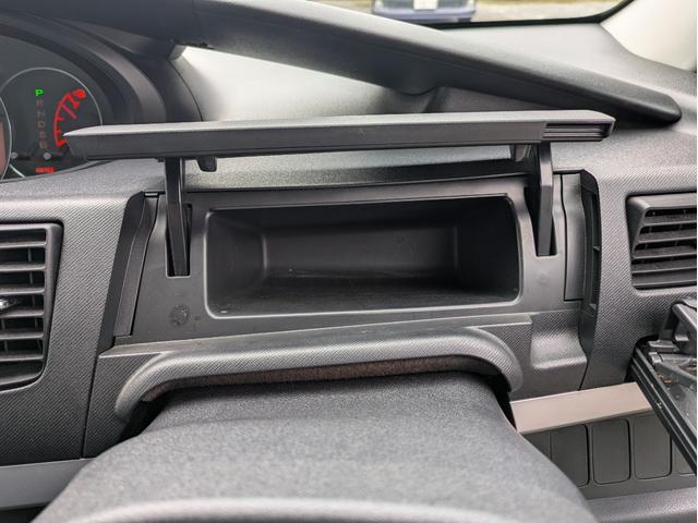 ムーヴ カスタム　Ｘ　Ｃエディション・スマートキー・ベンチシート・インパネシフト・オートエアコン・純正アルミ・ＨＩＤヘッドライト・フォグランプ・タイミングチェーンエンジン（13枚目）