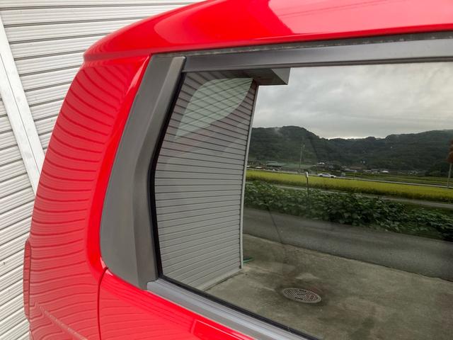 Ｎ－ＯＮＥ Ｇ・Ｌパッケージ　車検Ｒ９年９月まで　禁煙車　純正ナビ　バックカメラ　テレビ　ＤＶＤ　ＵＳＢ　ステアリングリモコン　ＨＩＤオートライト　センターマフラー　１５インチアルミホイール　ミラノレッド　室内ルームクリーニング済（12枚目）