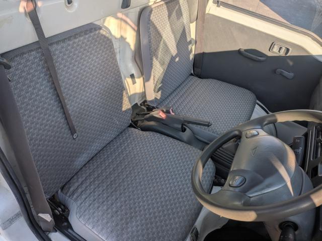 当店のお車をご覧いただきましてありがとうございます。お車についてのご質問やお見積りのご依頼、ご購入にあたってのご相談などお気軽にお問い合わせ下さい！