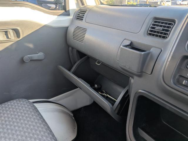 当店のお車をご覧いただきましてありがとうございます。お車についてのご質問やお見積りのご依頼、ご購入にあたってのご相談などお気軽にお問い合わせ下さい！