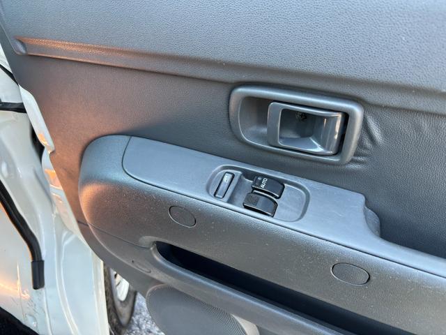 ハイゼットカーゴ ＤＸ　車検令和８年６月２２日　ハイルーフ　パワーウィンドウ　ＥＴＣ　４速オートマ　ＫＦ型エンジン　タイミングチェーン　プライバシーガラス　集中ドアロック（25枚目）