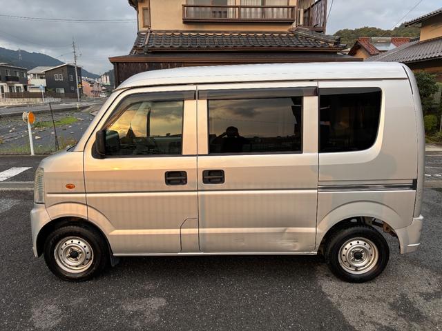 エブリイ ＰＣ　車検令和８年７月　４ＷＤ　ハイルーフ　キーレスキー　プライバシーガラス　パワーウィンドウ（2枚目）