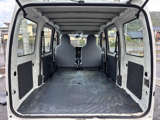 ハイゼットカーゴ スペシャル　車検令和９年１０月１９日　法人ワンオーナー　４速オートマ　エアバック（運転席／助手席）　集中ドアロック　タイミングチェーン　取扱説明書　保証書　整備点検記録簿（18枚目）