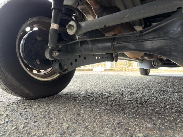 ハイゼットカーゴ スペシャル　車検令和９年１０月１９日　法人ワンオーナー　４速オートマ　エアバック（運転席／助手席）　集中ドアロック　タイミングチェーン　取扱説明書　保証書　整備点検記録簿（29枚目）